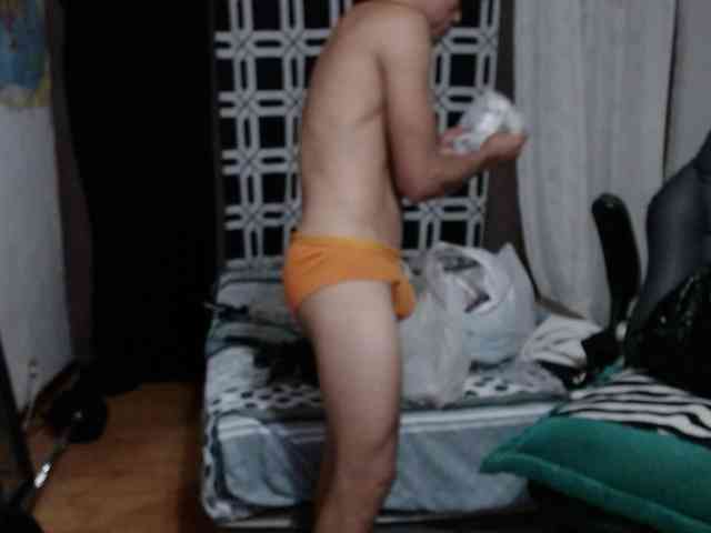 brunocuttie94 Sex Cam Show
