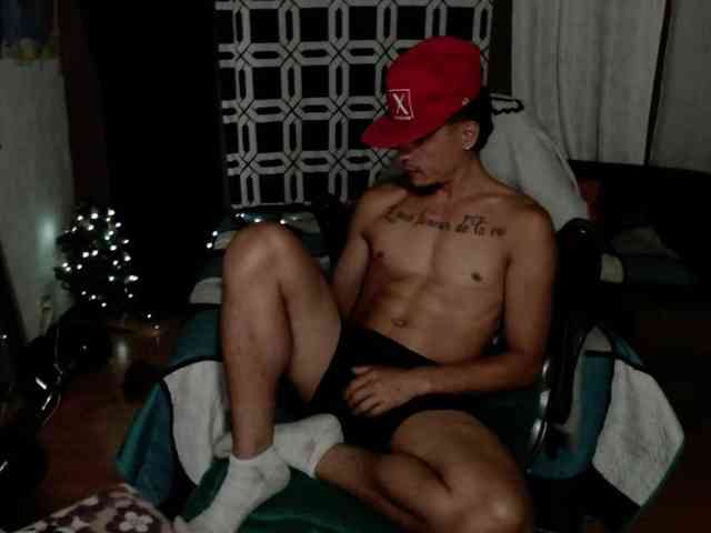 brunocuttie94 Sex Cam Show