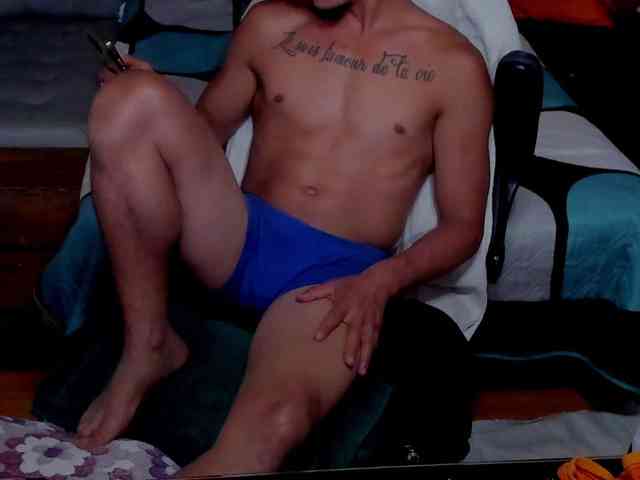 brunocuttie94 Live Webcam on BongaCams