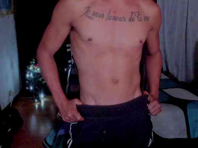 brunocuttie94 Sex Cam Show