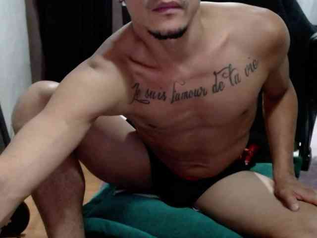 brunocuttie94 Sex Cam Show