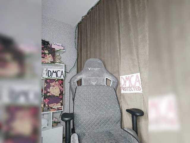 BadGirlv1 live webcam show