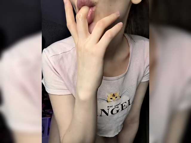 BadGirlv1's BongaCams show and profile