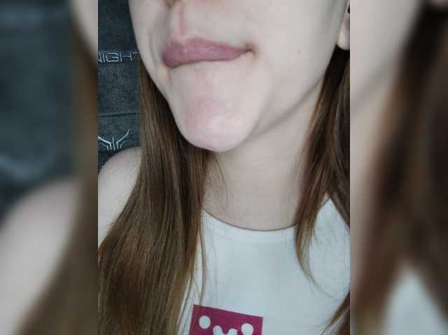 go to chat with BadGirl_v1