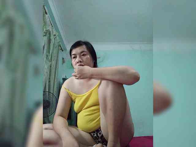 Loripham webcam