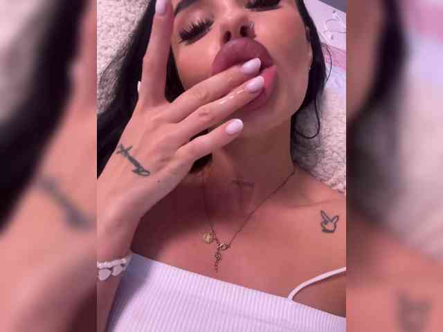 _Anasteisha_ webcam