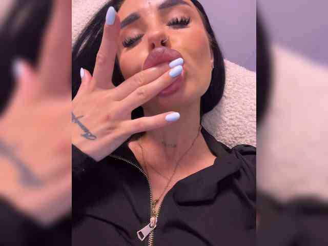_Anasteisha_ webcam