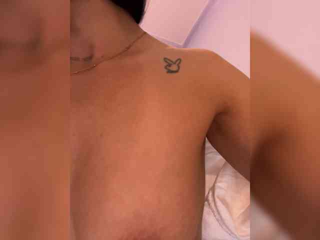 _Anasteisha_ webcam