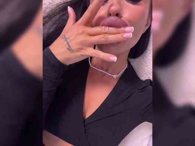 _Anasteisha_ webcam