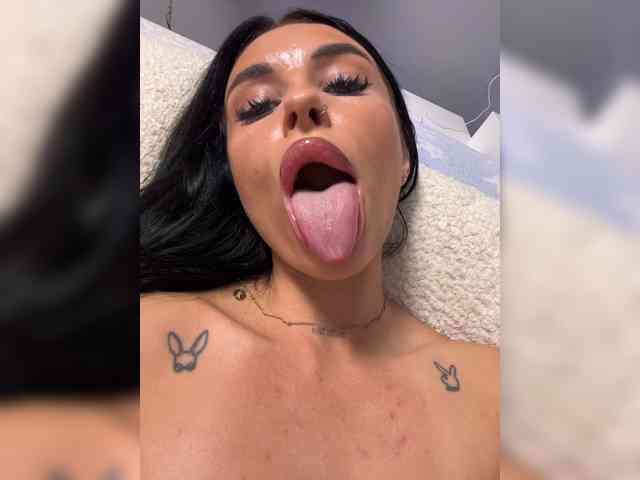 _Anasteisha_ webcam