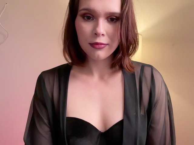 StacyLuxxe live cam preview