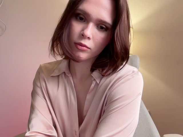 StacyLuxxe live cam preview
