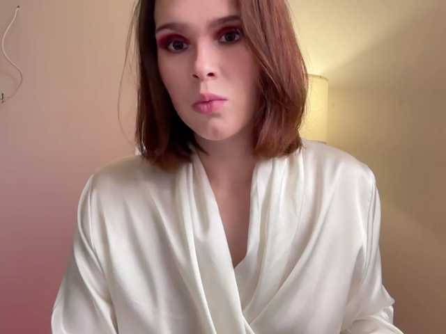 StacyLuxxe live cam preview