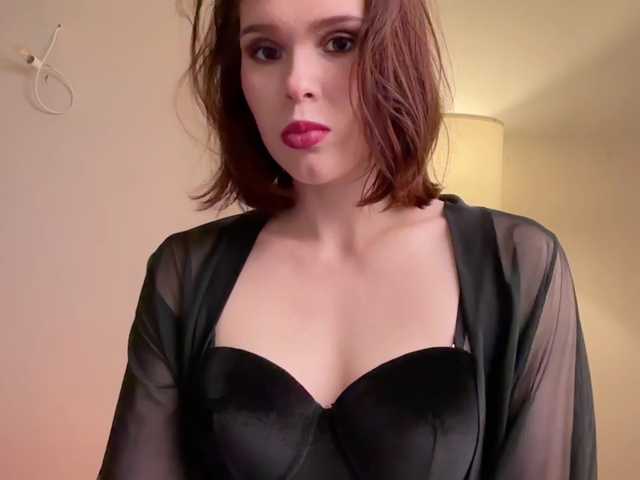 StacyLuxxe live cam preview