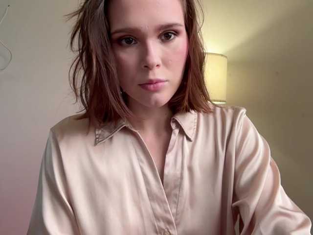 StacyLuxxe live cam preview