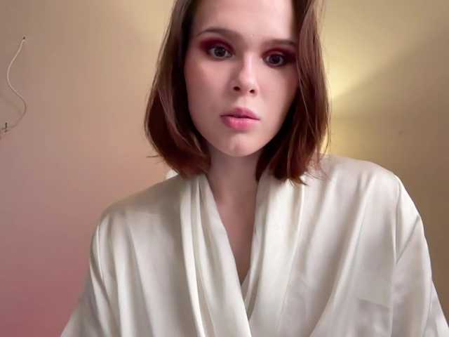 StacyLuxxe live cam preview
