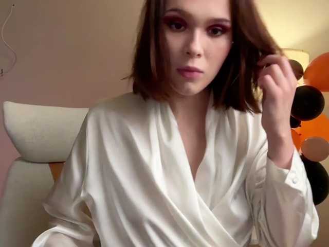 StacyLuxxe live cam preview