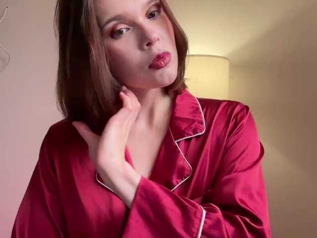 StacyLuxxe live cam preview