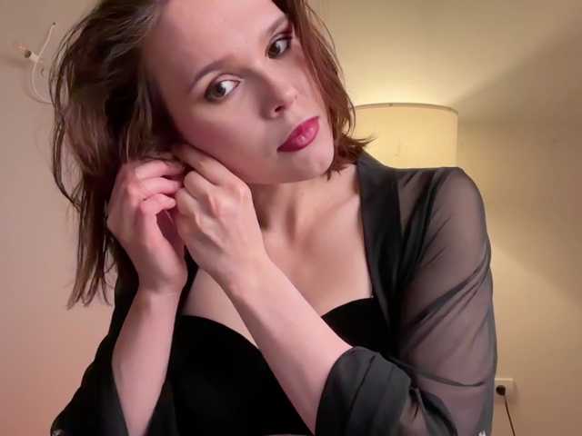 StacyLuxxe live cam preview