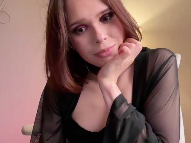 StacyLuxxe live cam preview