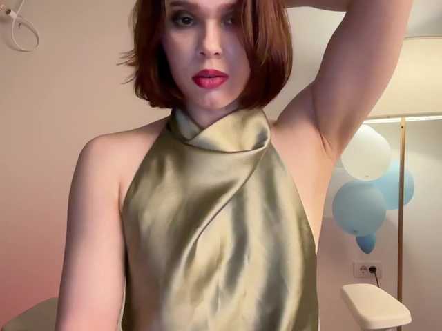 StacyLuxxe live webcam show