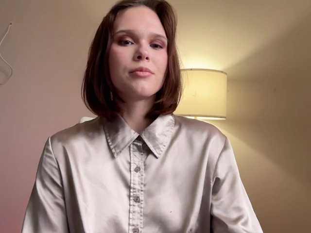 StacyLuxxe live cam preview