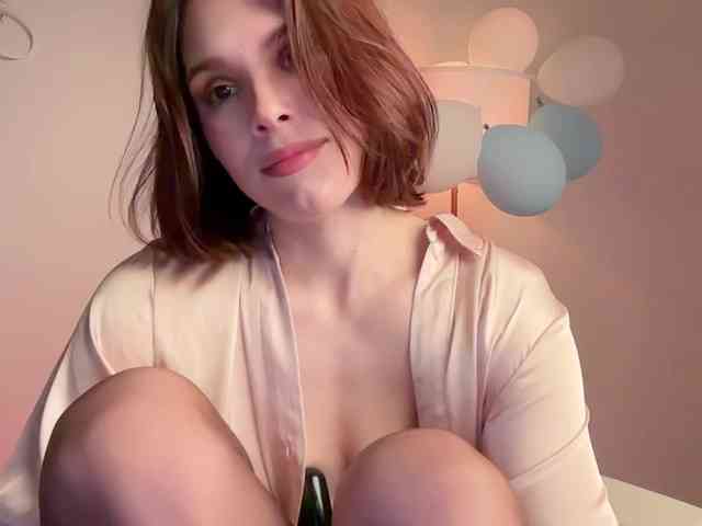 StacyLuxxe webcam