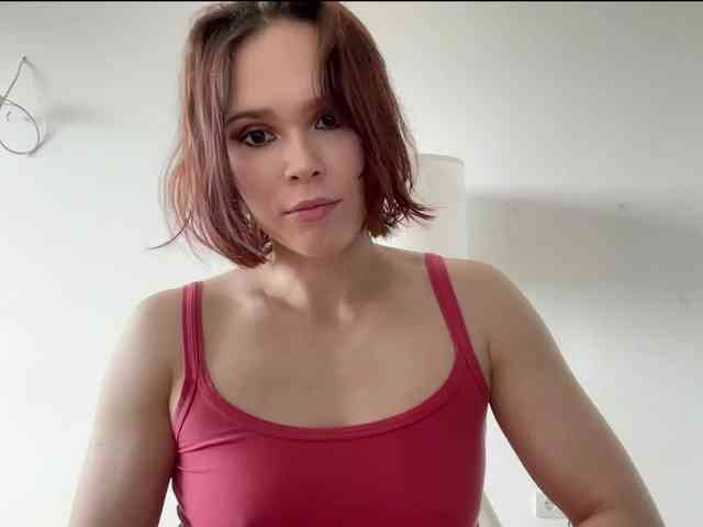 StacyLuxxe webcam