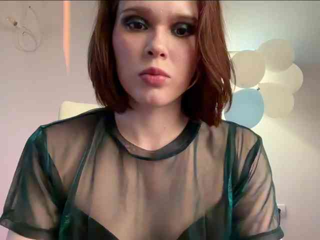 StacyLuxxe webcam