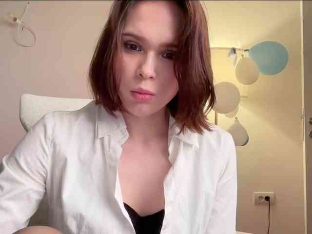 StacyLuxxe webcam