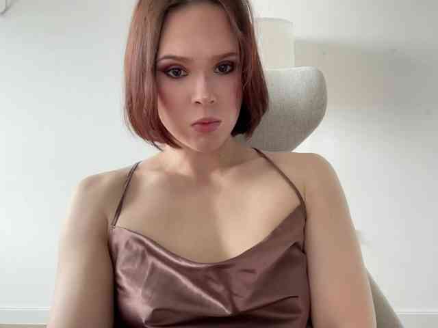 StacyLuxxe webcam