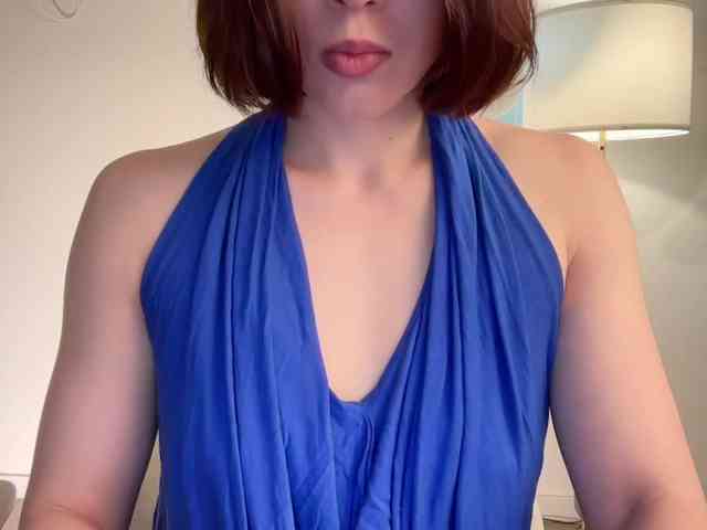 StacyLuxxe webcam