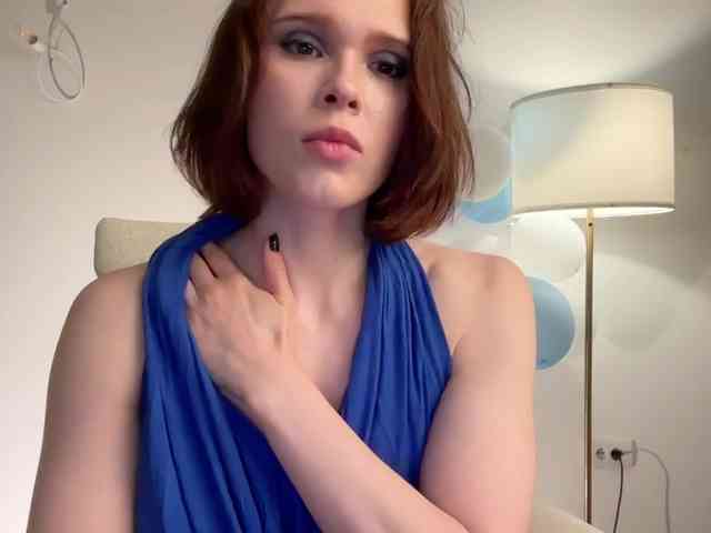 StacyLuxxe webcam