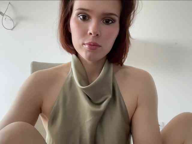 StacyLuxxe webcam