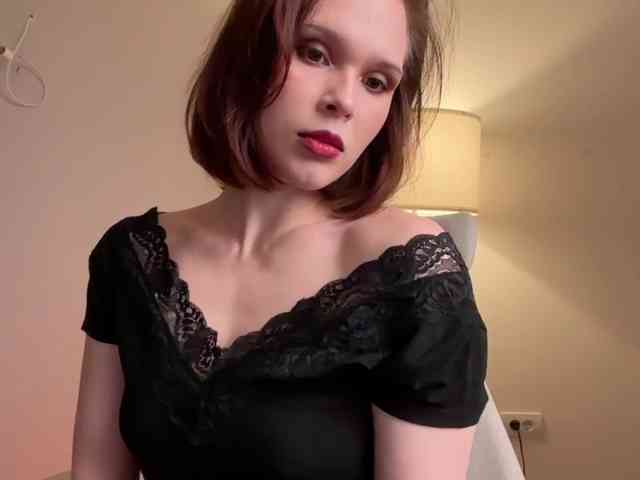 StacyLuxxe webcam