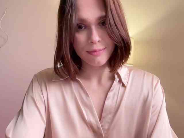 StacyLuxxe webcam