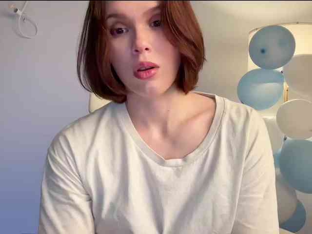 StacyLuxxe webcam