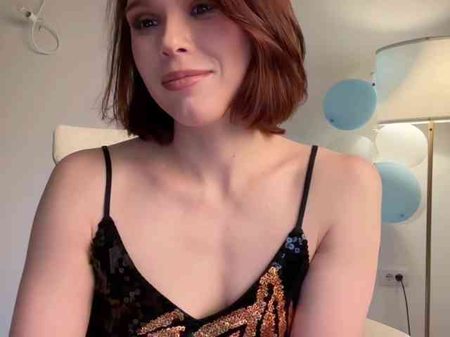 StacyLuxxe webcam