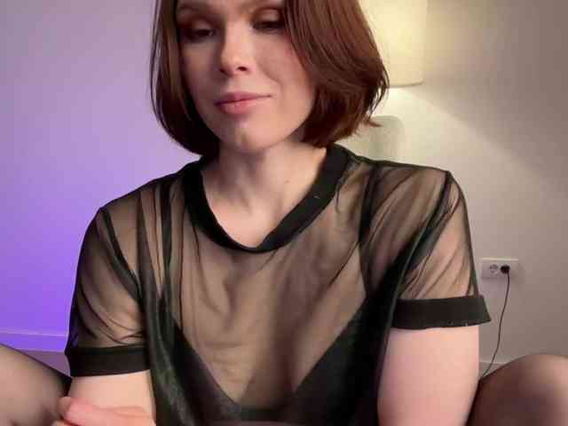 StacyLuxxe webcam