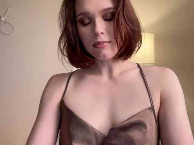 StacyLuxxe webcam