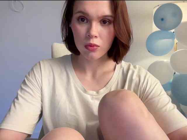 StacyLuxxe webcam