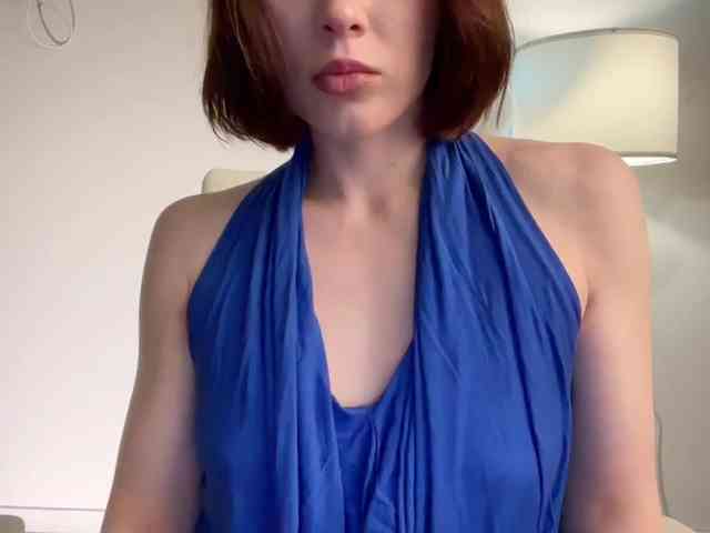 StacyLuxxe webcam