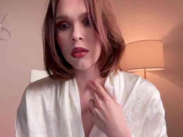 StacyLuxxe webcam