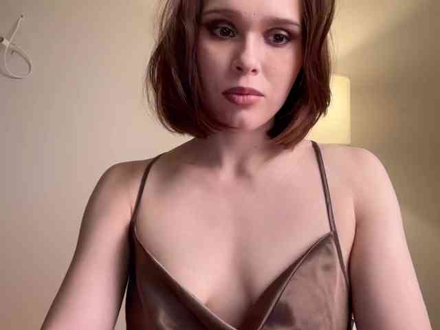 StacyLuxxe webcam
