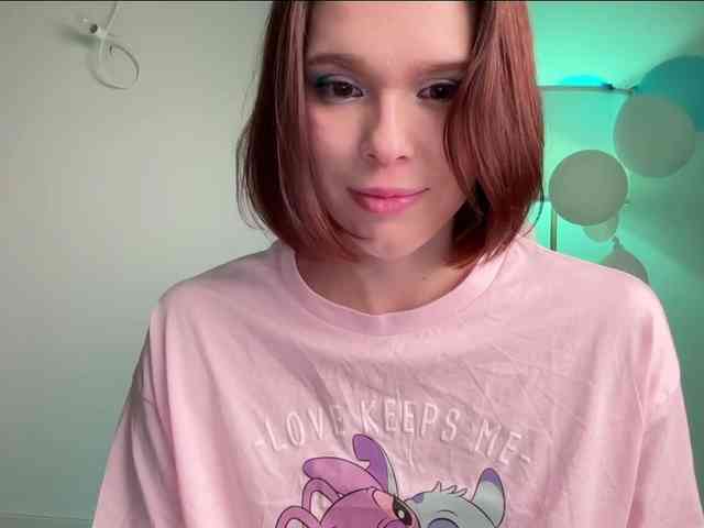 StacyLuxxe webcam