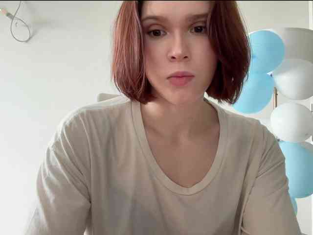 StacyLuxxe webcam