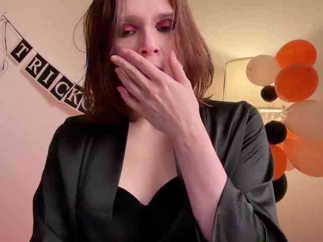 StacyLuxxe webcam