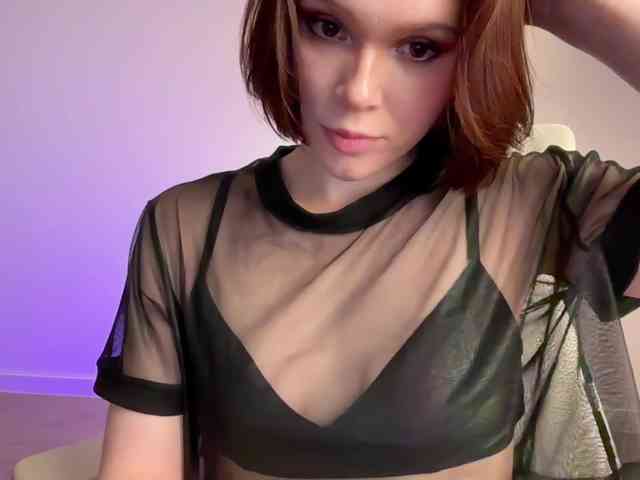 StacyLuxxe webcam
