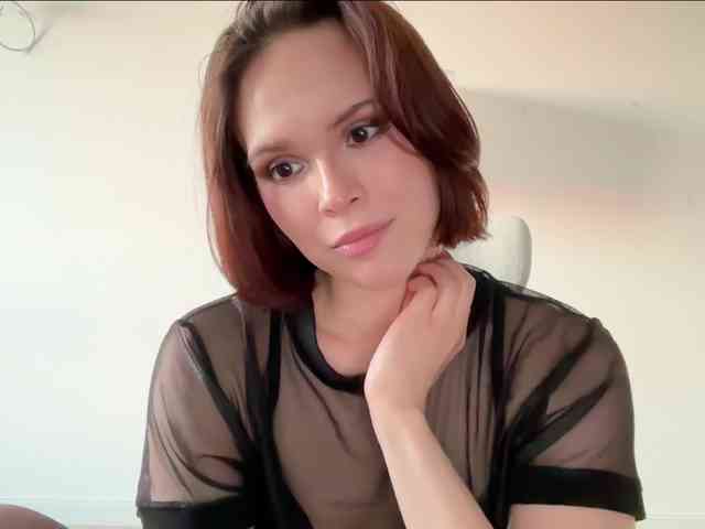 StacyLuxxe webcam