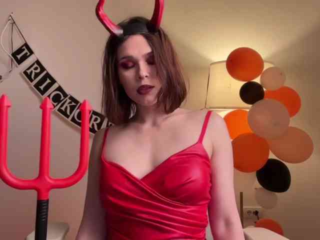 StacyLuxxe webcam